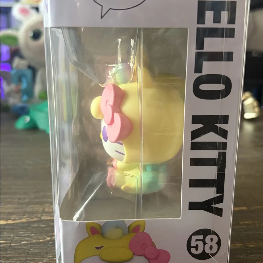 Sanrio Hello Kitty Pop! Vinyl Figure — Pink, Yellow, Mint, Lavender - Picture 4 of 5